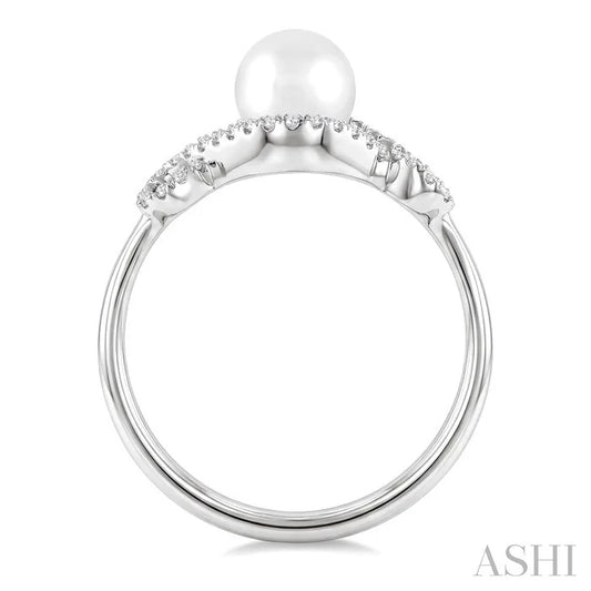 Pearl & Petite Diamond Fashion Ring