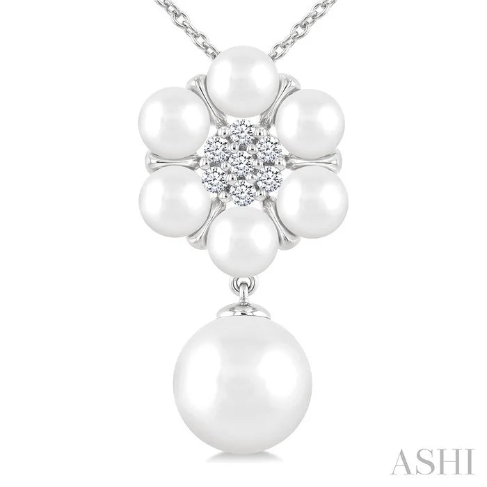 Floral Pearl & Diamond Fashion Pendant