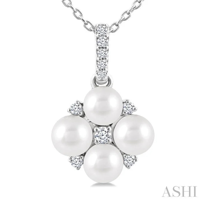 Pearl & Diamond Fashion Pendant