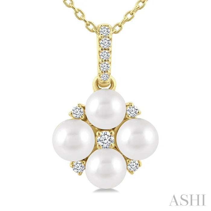Pearl & Diamond Fashion Pendant