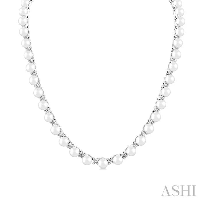 Pearl & Diamond Floral Fashion Necklace