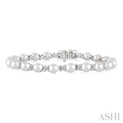 Pearl & Diamond Floral Fashion Bracelet