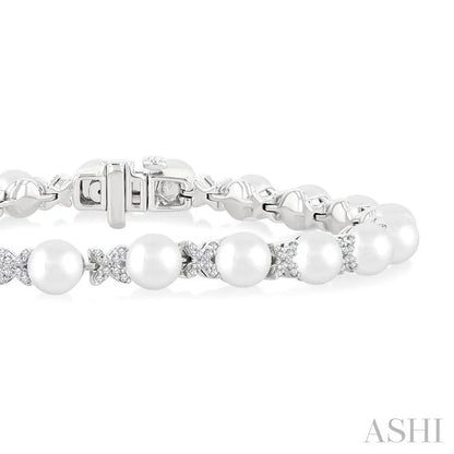 Pearl & Diamond Floral Fashion Bracelet