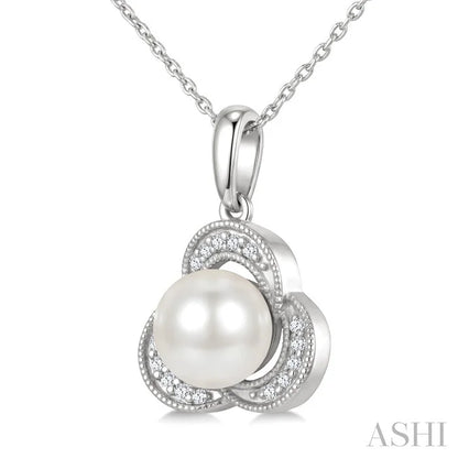Pearl & Diamond Fashion Pendant