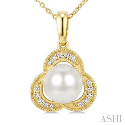 Pearl & Diamond Fashion Pendant
