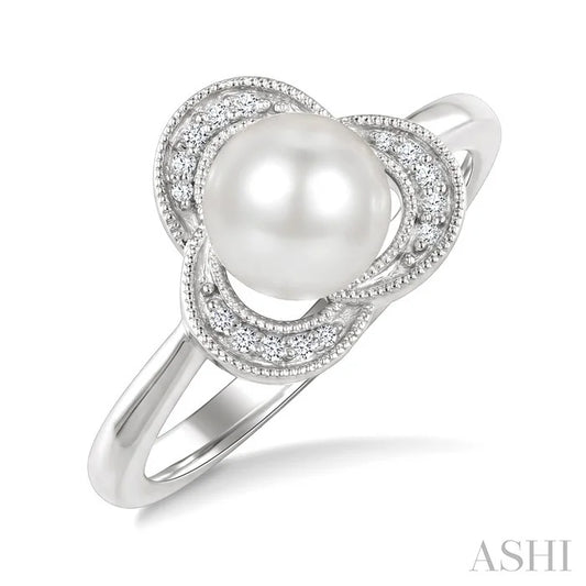 Pearl & Diamond Fashion Ring