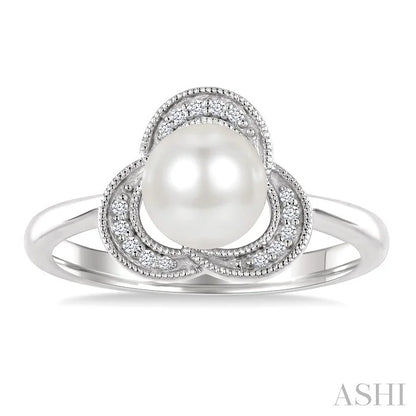 Pearl & Diamond Fashion Ring