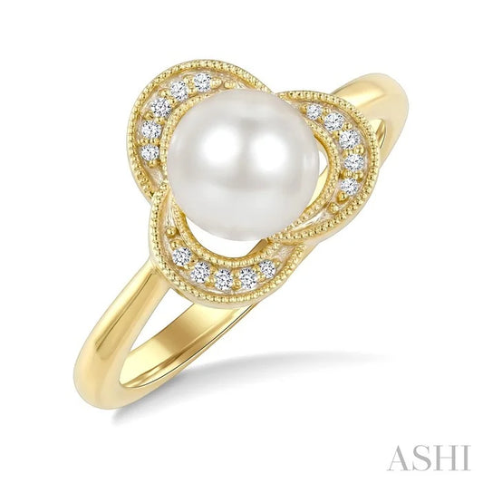 Pearl & Diamond Fashion Ring