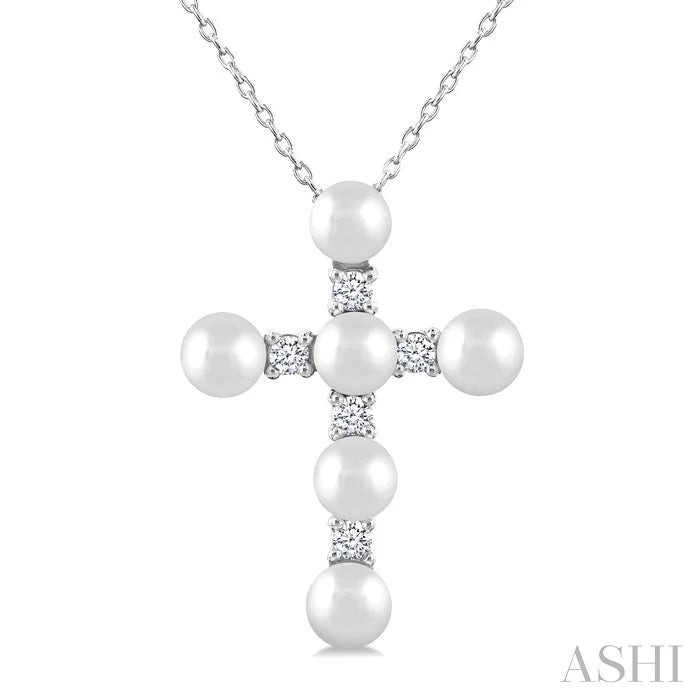 Cross Pearl & Diamond Fashion Pendant