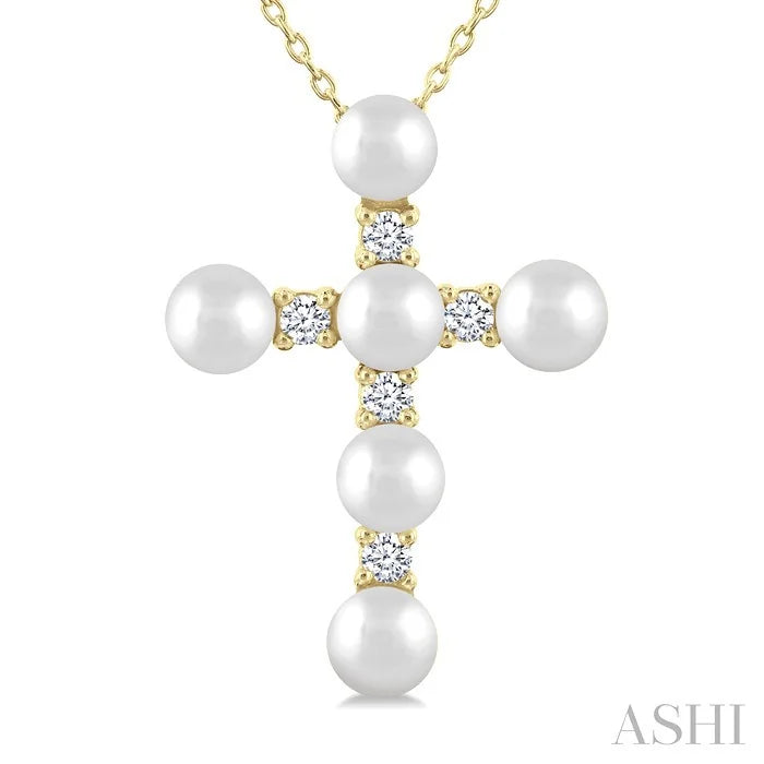 Cross Pearl & Diamond Fashion Pendant