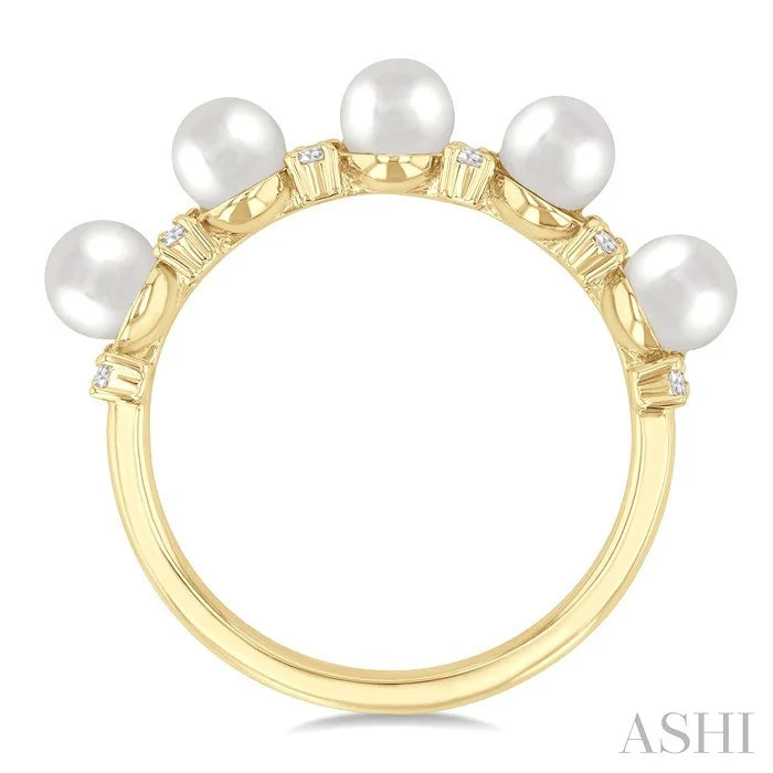 Pearl & Diamond Fashion Ring