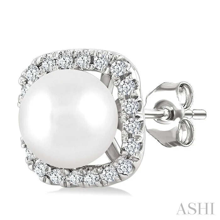 Pearl & Petite Halo Diamond Fashion Earrings