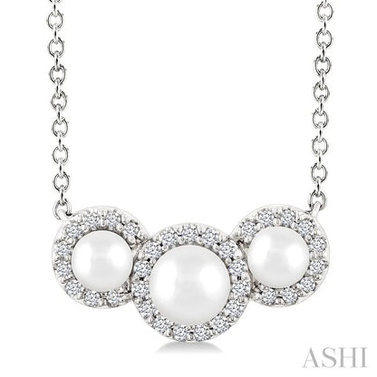 Round Shape Past Present & Future Pearl & Halo Diamond Pendant