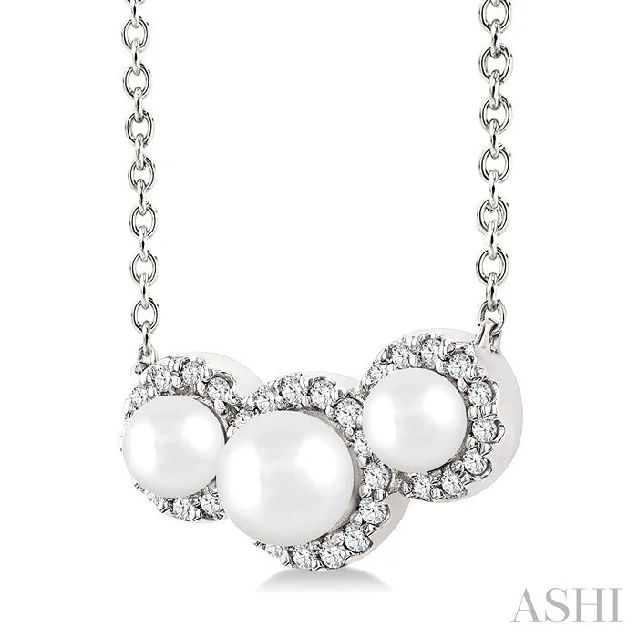 Round Shape Past Present & Future Pearl & Halo Diamond Pendant