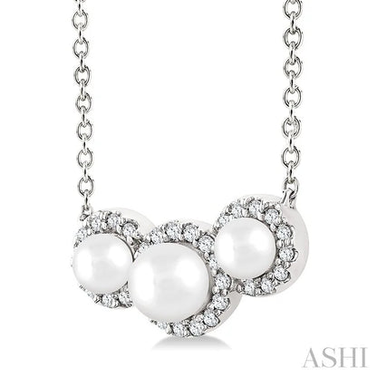 Round Shape Past Present & Future Pearl & Halo Diamond Pendant