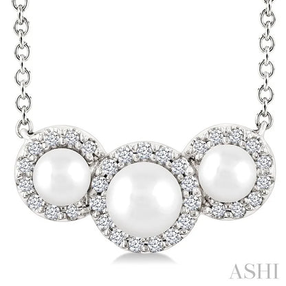 Round Shape Past Present & Future Pearl & Halo Diamond Pendant