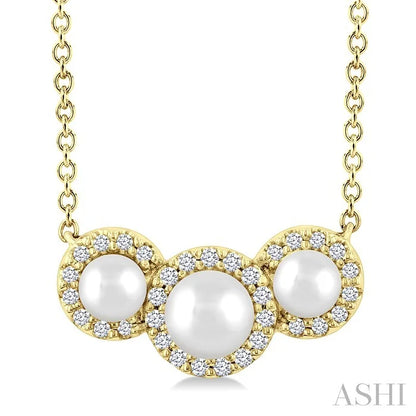 Round Shape Past Present & Future Pearl & Halo Diamond Pendant