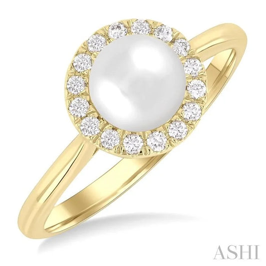 Pearl & Halo Diamond Ring