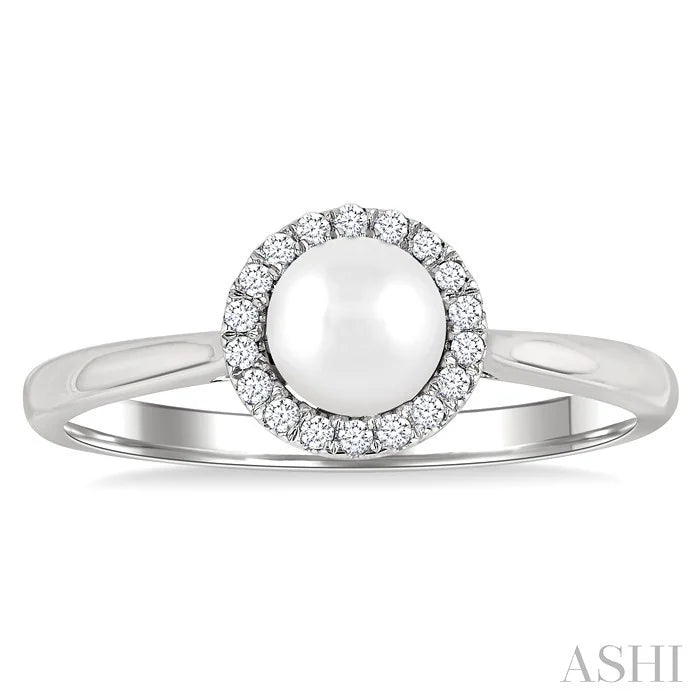Pearl & Halo Diamond Ring