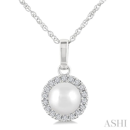 Pearl & Halo Diamond Pendant