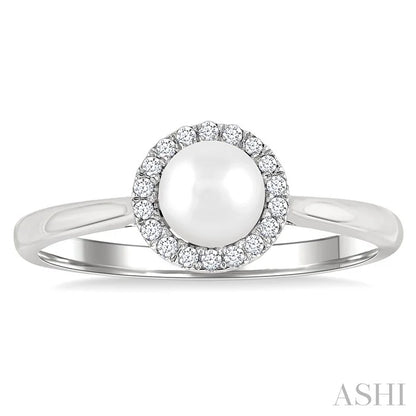 Pearl & Halo Diamond Ring