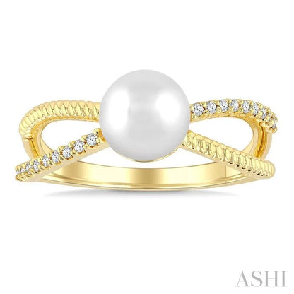 Pearl & Diamond Fashion Ring