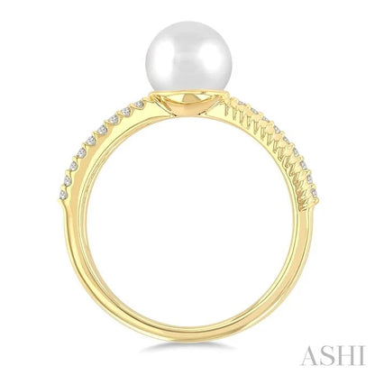 Pearl & Diamond Fashion Ring