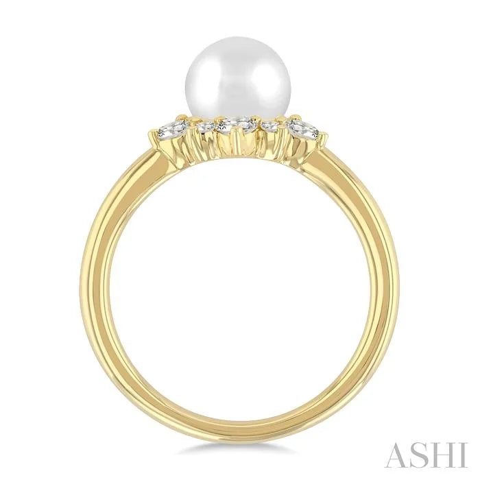 Pearl & Diamond Fashion Ring
