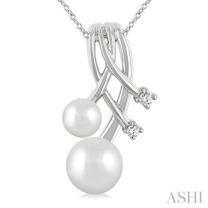 Pearl & Diamond Fashion Pendant