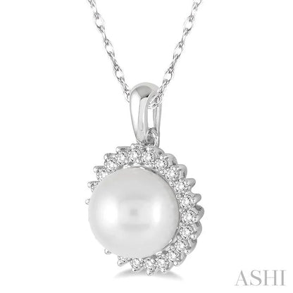 Pearl & Halo Diamond Pendant