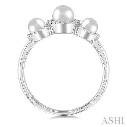 Round Shape Past Present & Future Pearl & Halo Diamond Ring