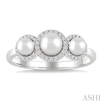 Round Shape Past Present & Future Pearl & Halo Diamond Ring