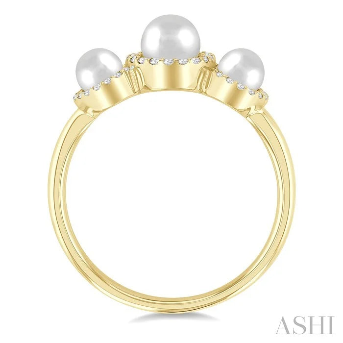 Round Shape Past Present & Future Pearl & Halo Diamond Ring