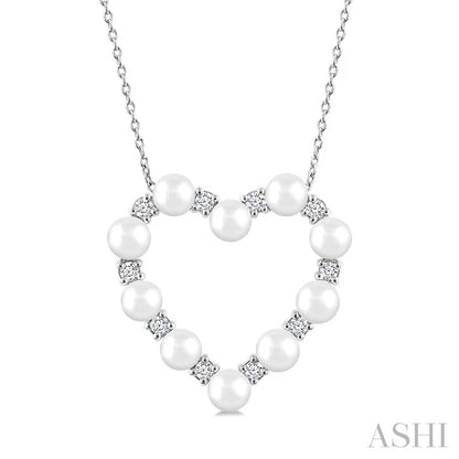 Heart Shape Pearl & Diamond Pendant