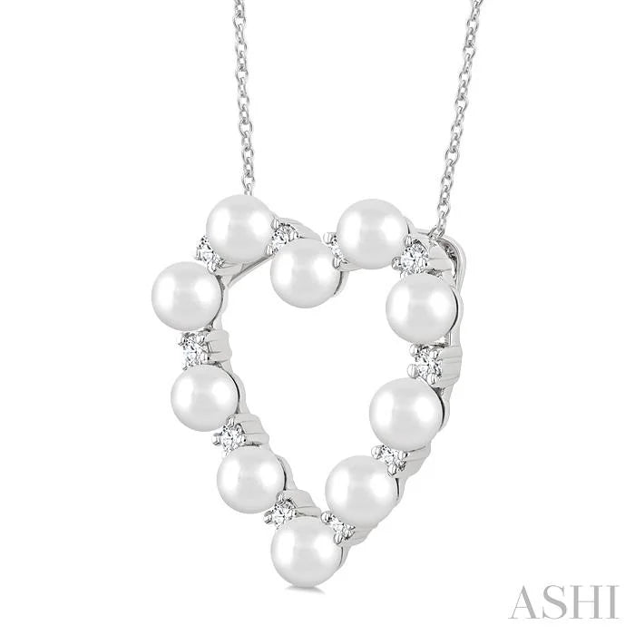 Heart Shape Pearl & Diamond Pendant
