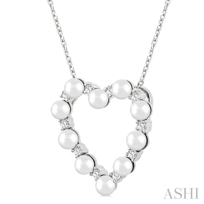 Heart Shape Pearl & Diamond Pendant