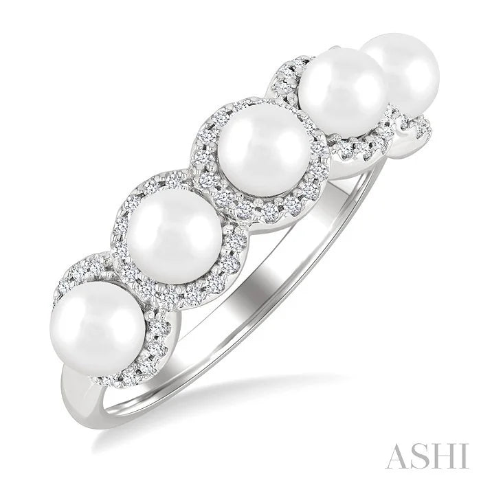 Pearl & Halo Diamond Ring