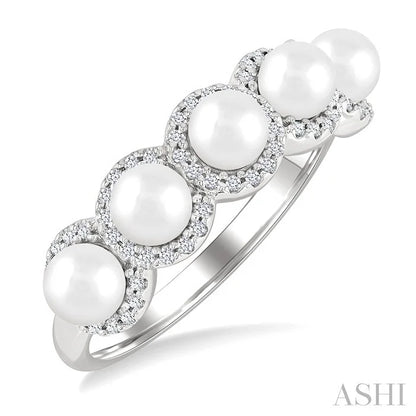 Pearl & Halo Diamond Ring