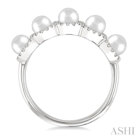 Pearl & Halo Diamond Ring