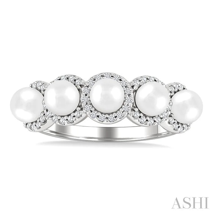 Pearl & Halo Diamond Ring