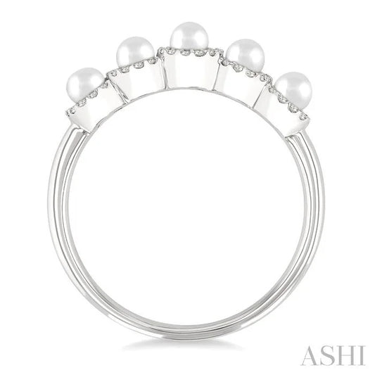 Pearl & Halo Diamond Ring