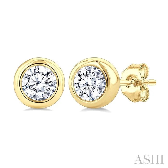 Round Shape Bezel Set Diamond Stud Earrings