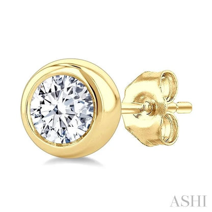 Round Shape Bezel Set Diamond Stud Earrings