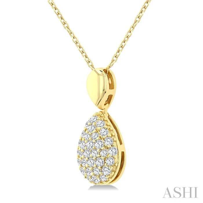 Pave-Set Pear Shape Diamond Fashion Pendant