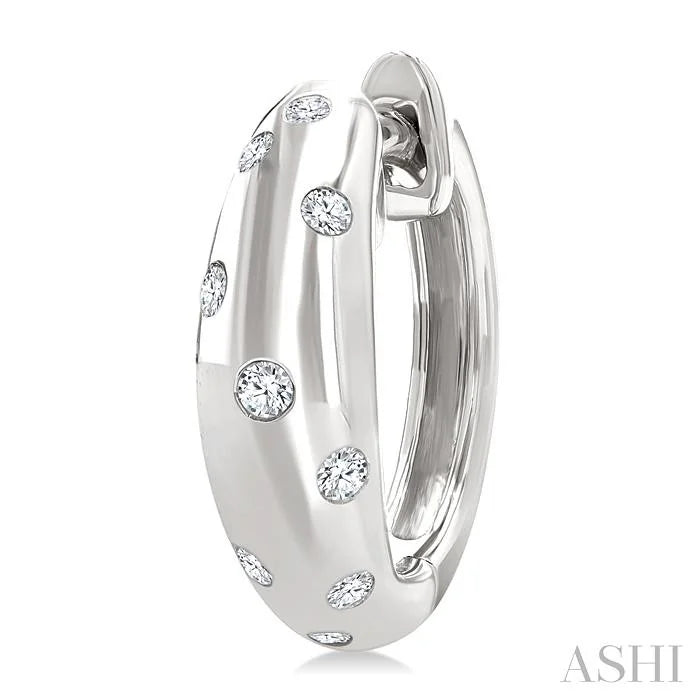 Mosaic Diamond Fashion Huggie Earrings