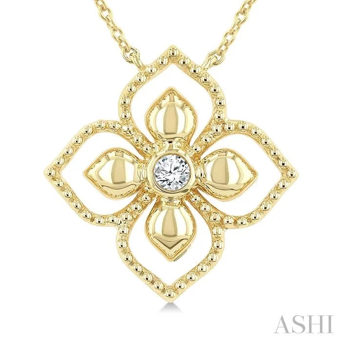 Blossom Medallion Diamond Fashion Pendant