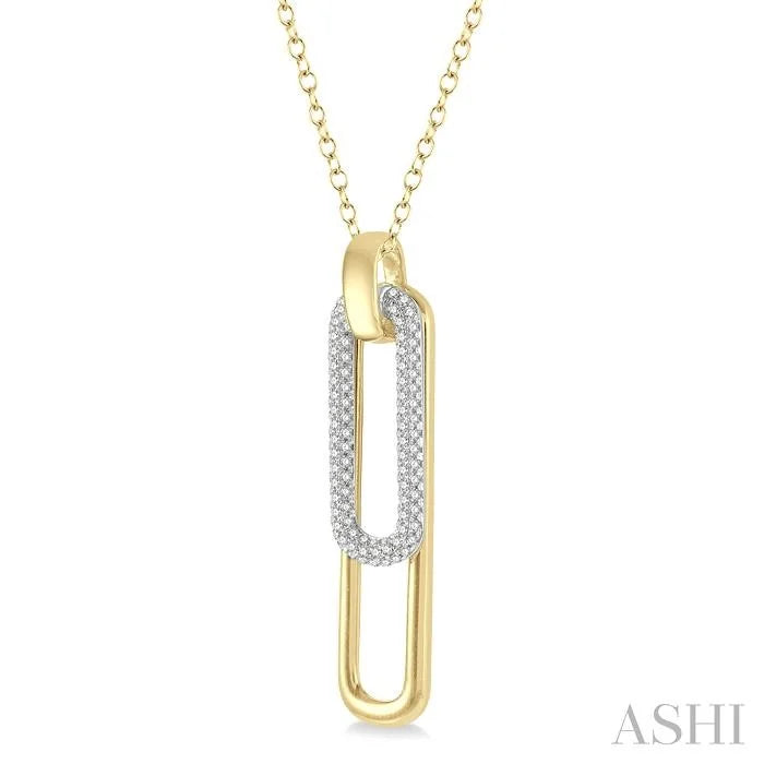 Paperclip Diamond Fashion Pendant