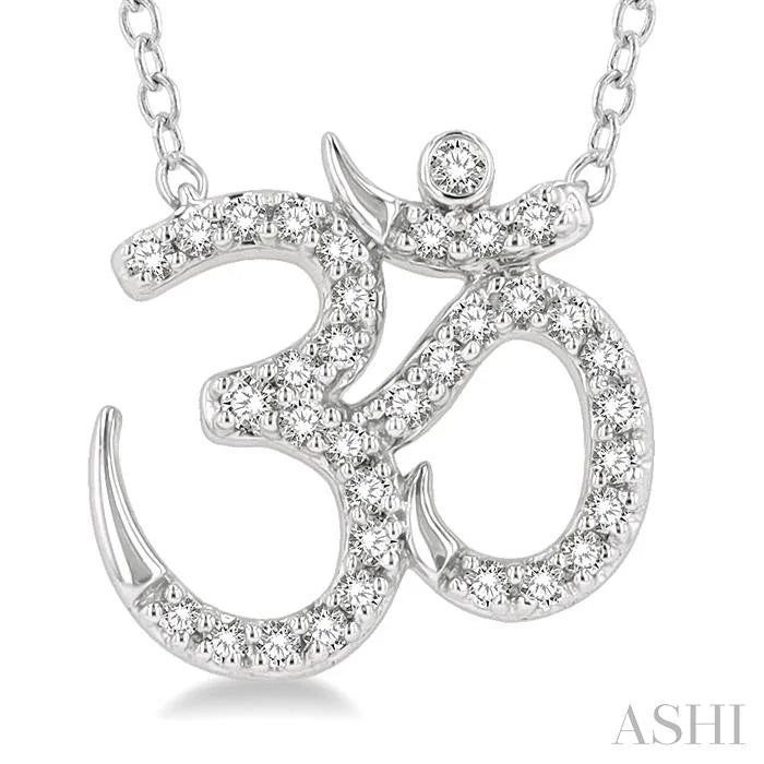 Om' Petite Diamond Fashion Pendant