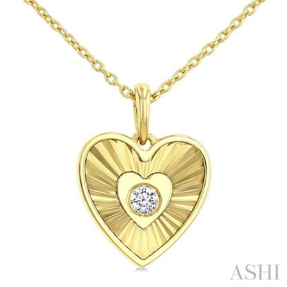 Heart Shape Fluted Diamond Fashion Pendant