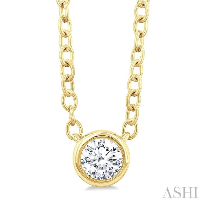 Round Shape Bezel Set Petite Diamond Fashion Pendant